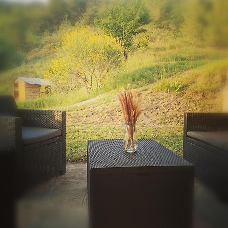 Charmant Appartement Dans Corps De Ferme Aiglun Aiglun  Dış mekan fotoğraf